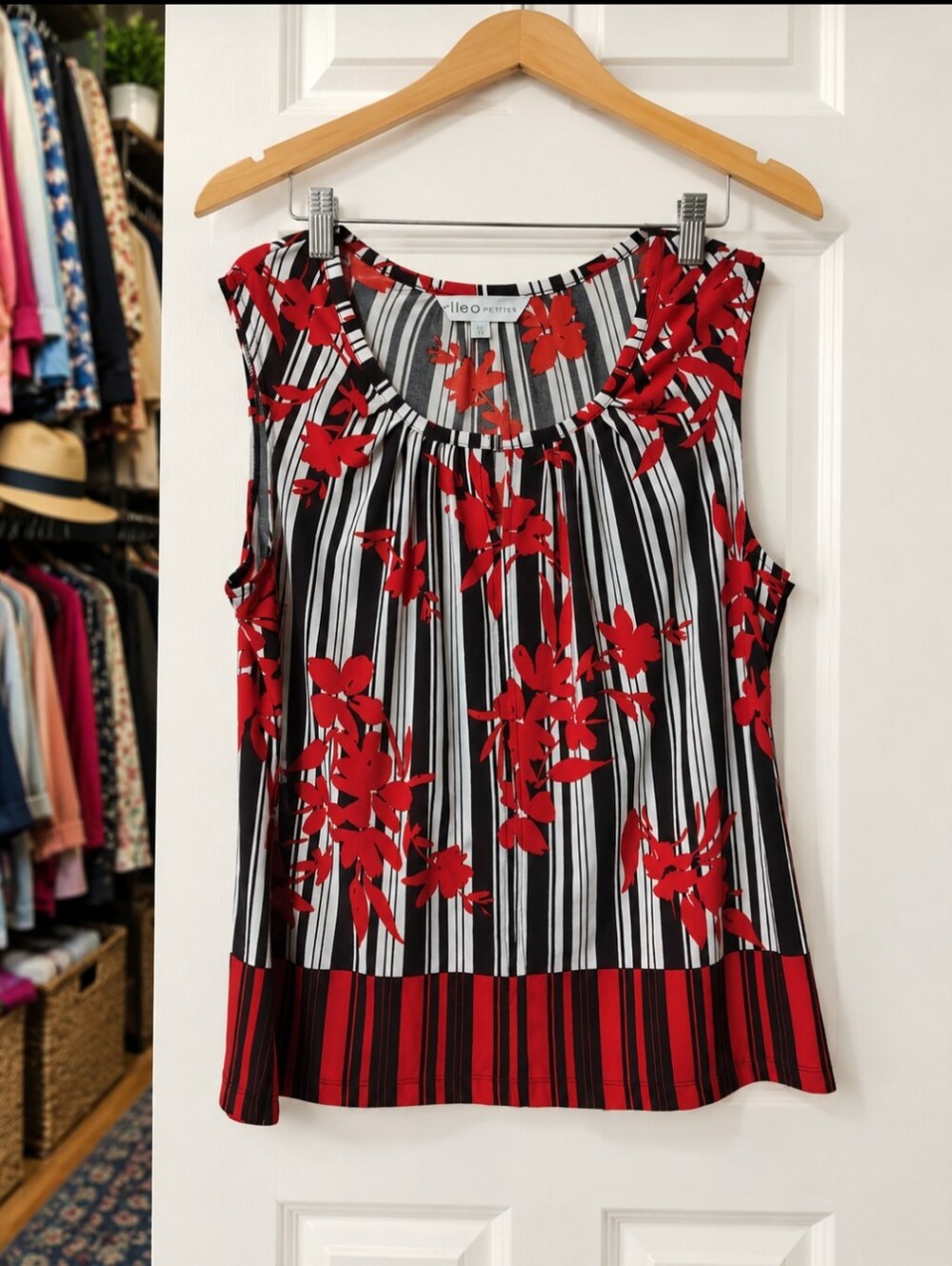Cleo Petites XL Red Floral Black White Striped Sleeveless Blouse